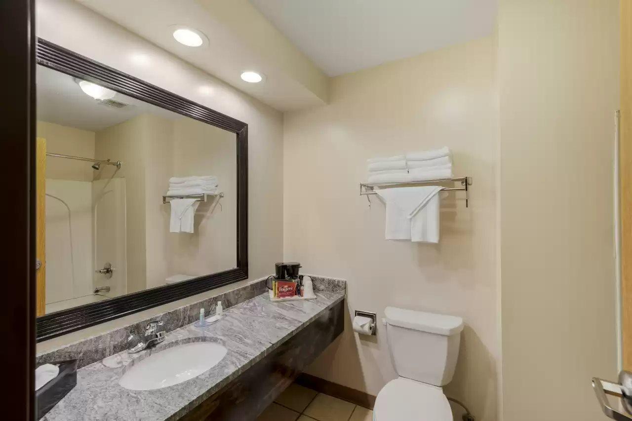 Quality Inn Hamilton Экстерьер фото