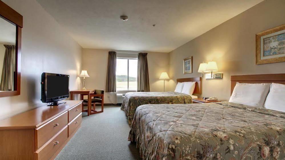 Quality Inn Hamilton Экстерьер фото